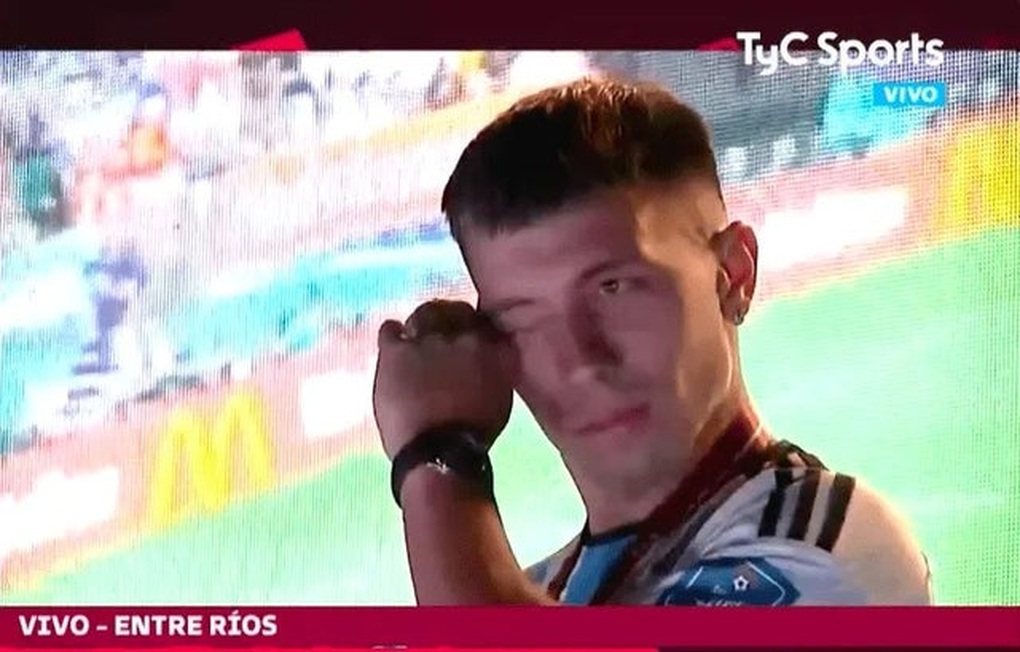 Động thái bất ngờ của HLV Ten Hag với nhà vô địch World Cup - 2 Động thái bất ngờ của HLV Ten Hag với nhà vô địch World Cup - 2