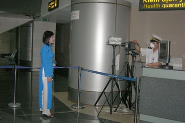 Theo dõi chặt người từ vùng dịch về Việt Nam