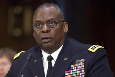 Bộ trưởng Quốc phòng Mỹ mắc Covid-19 dù đã tiêm mũi tăng cường