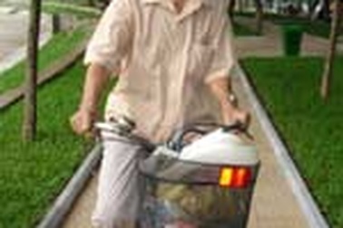 Đi xe đạp phòng được bệnh thấp khớp