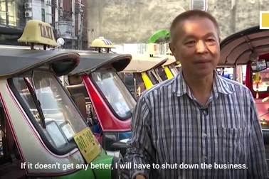 Nghĩa địa xe ế ẩm phủ bụi dày vì vắng khách du lịch