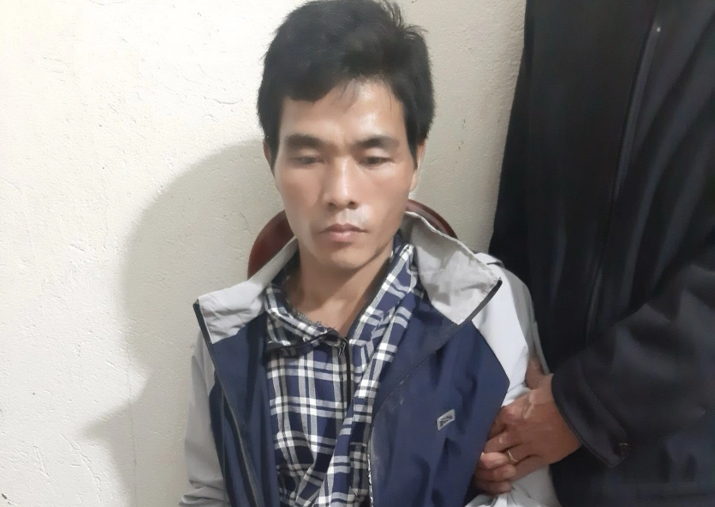 Bắt giữ gã đàn ông bị truy nã vì buôn bán ma túy tại Điện Biên - 1 Bắt giữ gã đàn ông bị truy nã vì buôn bán ma túy tại Điện Biên - 1