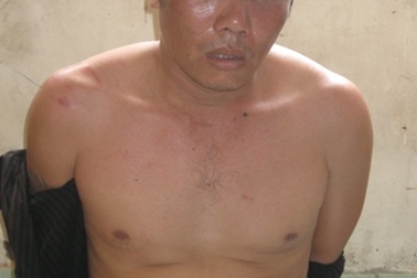 Giả nhân viên sửa máy lạnh vào nhà trộm xe SH