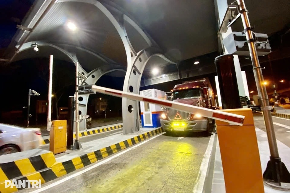 Đề xuất giảm tốc độ ô tô qua trạm BOT ở TPHCM còn 30km/h - 1 Đề xuất giảm tốc độ ô tô qua trạm BOT ở TPHCM còn 30km/h - 1