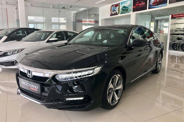 Honda Accord đang được giảm giá tới 150 triệu đồng, liệu có thoát "ế"?
