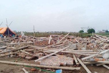 Ninh Bình: "Cần câu cơm" của dân bị cưỡng chế, phá dỡ ngay trước Tết!