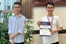 Nhờ cách chữa viêm khớp độc lạ, nam sinh 17 tuổi giành HCV cuộc thi quốc tế