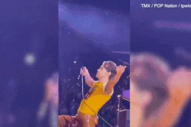 Cú xoạc tai hại khiến nam ca sĩ "ngượng chín mặt" trước khán giả