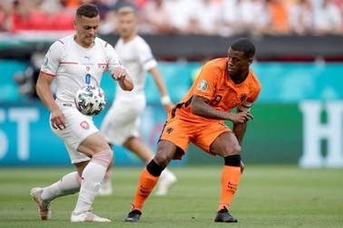 Hà Lan đã chơi tệ thế nào trước CH Séc?