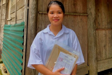 Cô gái người Chứt đầu tiên đỗ đại học: Được hỗ trợ kinh phí trong 4 năm học