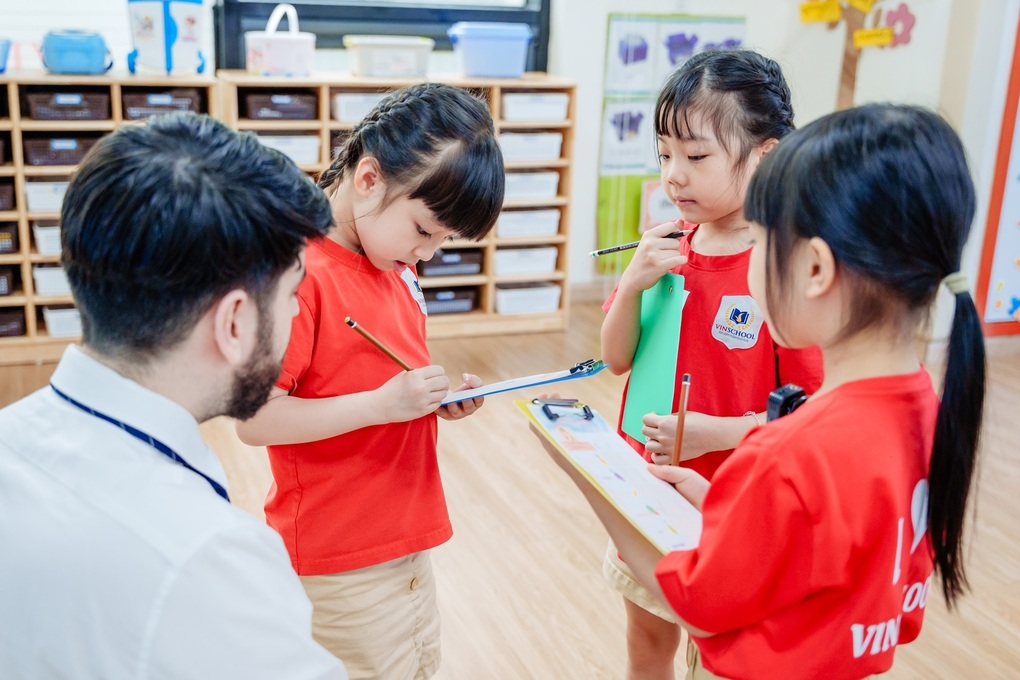 Chương trình Toán Cambridge tại Vinschool: Ươm mầm non từ giáo dục kỹ năng thống kê - 4 Chương trình Toán Cambridge tại Vinschool: Ươm mầm non từ giáo dục kỹ năng thống kê - 4