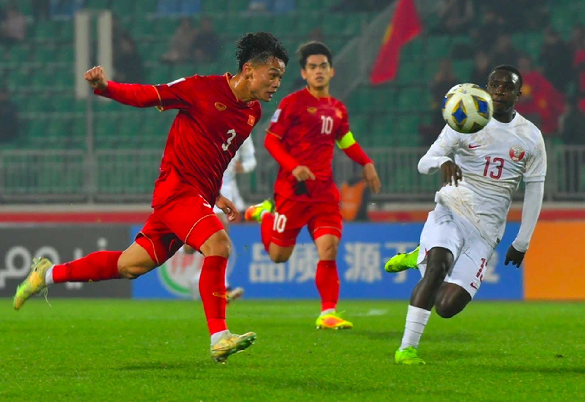 HLV Hoàng Anh Tuấn của U20 Việt Nam có phong cách cầm quân giống ông Park - 4 HLV Hoàng Anh Tuấn của U20 Việt Nam có phong cách cầm quân giống ông Park - 4