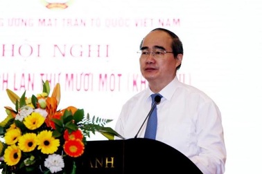 Phải xác định được "tự diễn biến, tự chuyển hóa" có ở Mặt trận không?