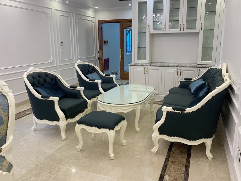 Không gian đẳng cấp hơn với sofa tân cổ điển - 2 Không gian đẳng cấp hơn với sofa tân cổ điển - 2