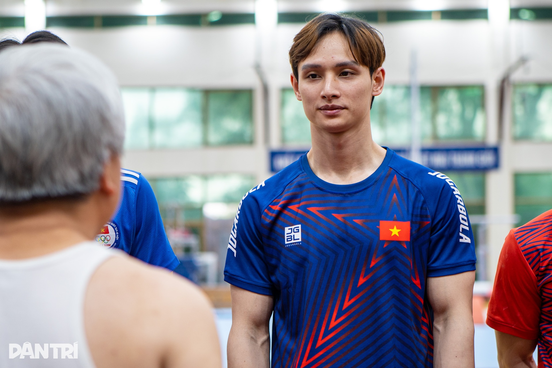 Nam thần Đinh Phương Thành kể tán vợ qua Facebook, cưới vội để dự SEA Games - 7 Nam thần Đinh Phương Thành kể tán vợ qua Facebook, cưới vội để dự SEA Games - 7