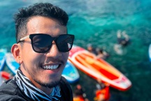 Kỹ sư điển trai bỏ việc, rút sạch tiền bảo hiểm ra đảo sống "hoang dã"