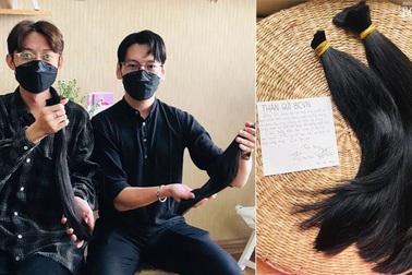 Chuyện của những lọn tóc buộc chun vàng…