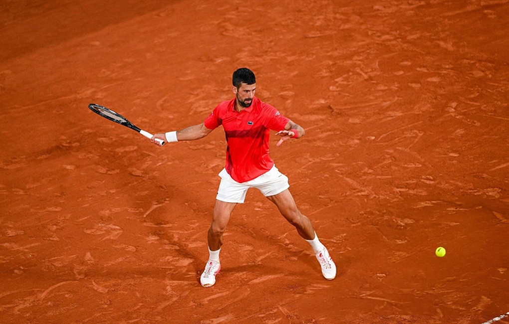 Djokovic, Sinner và Zverev tiếp đà thăng hoa tại Roland Garros - 2 Djokovic, Sinner và Zverev tiếp đà thăng hoa tại Roland Garros - 2