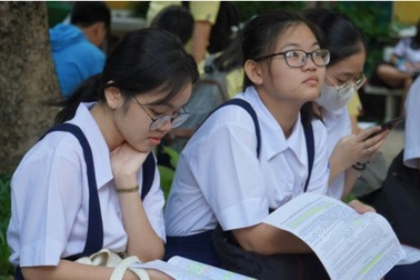 Học sinh TPHCM chuẩn bị thi PISA