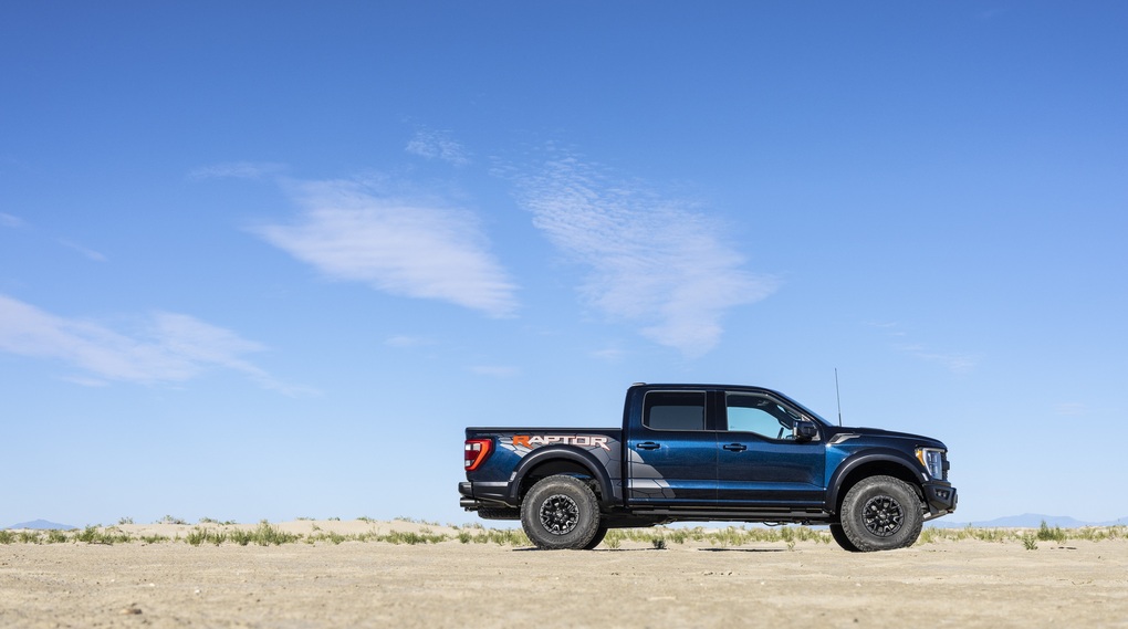 Siêu bán tải F-150 Raptor R ra mắt, sở hữu công suất 700 mã lực - 15 Siêu bán tải F-150 Raptor R ra mắt, sở hữu công suất 700 mã lực - 15