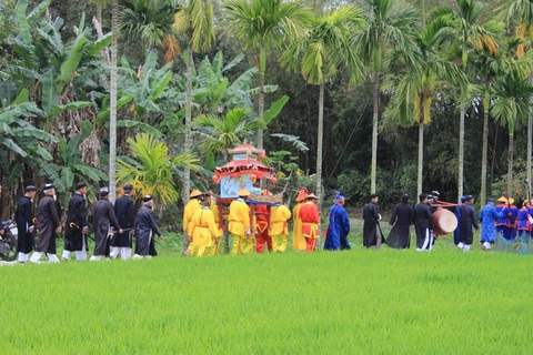 Đà Nẵng cấm cán bộ đi lễ hội bằng xe công