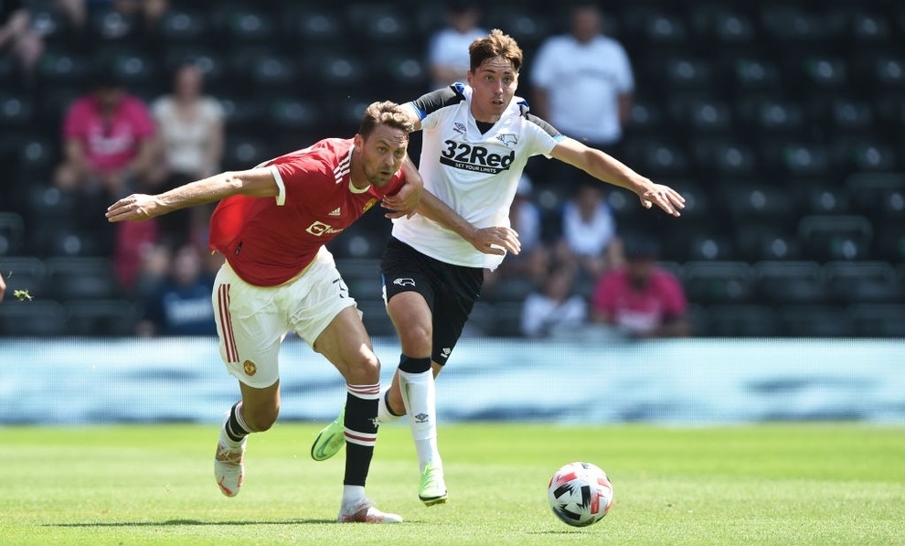 Man Utd thắng nhẹ nhàng trước đội bóng của Wayne Rooney - 13 Man Utd thắng nhẹ nhàng trước đội bóng của Wayne Rooney - 13