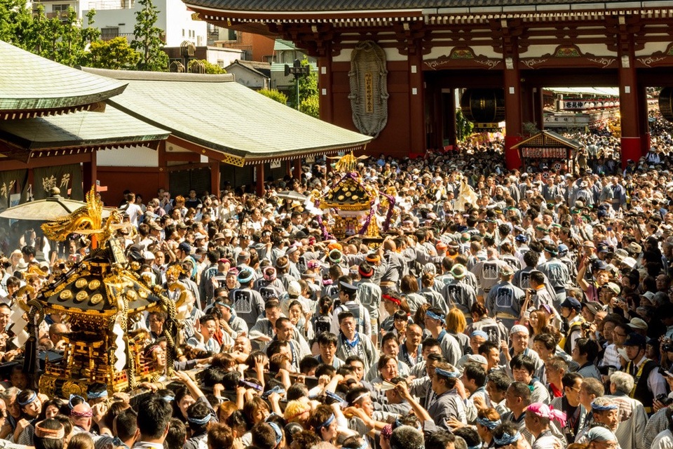 Lễ hội đặc biệt ở Tokyo, nơi chào đón các yakuza xăm kín người - 3 Lễ hội đặc biệt ở Tokyo, nơi chào đón các yakuza xăm kín người - 3