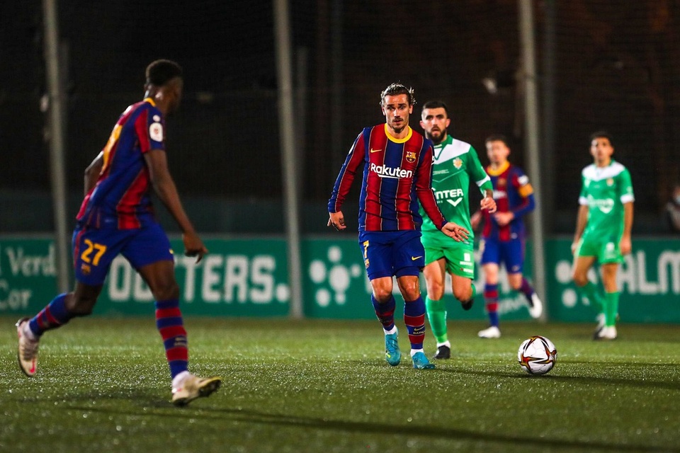 Barcelona đá hỏng hai quả phạt đền ở trận thắng đội hạng Ba - 3 Barcelona đá hỏng hai quả phạt đền ở trận thắng đội hạng Ba - 3