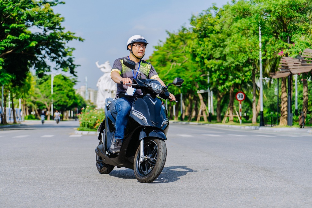 Xe máy điện VinFast mượt hơn khi lên đời phần mềm - 3 Xe máy điện VinFast mượt hơn khi lên đời phần mềm - 3