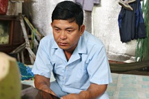 Kiệt quệ sau 5 năm chạy thận, người đàn ông bật khóc xin cơ hội sống