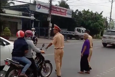 Việc tốt trên những nẻo đường