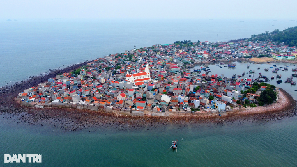 Vẻ đẹp hoang sơ ở Bãi Đông Thanh Hóa, cứ đến nơi là có ảnh đẹp - 1 Vẻ đẹp hoang sơ ở Bãi Đông Thanh Hóa, cứ đến nơi là có ảnh đẹp - 1