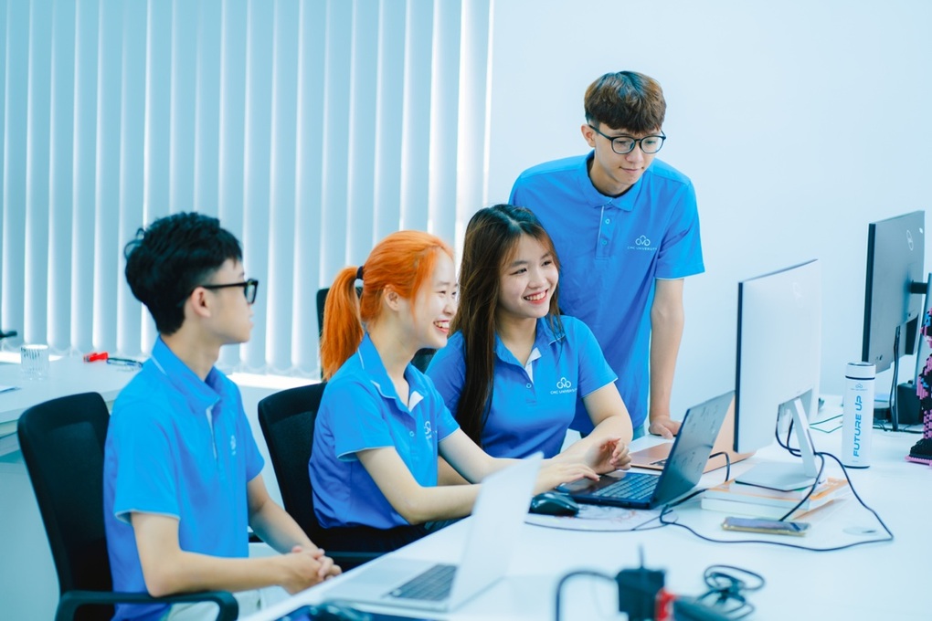 Trường Đại học CMC cam kết việc làm cho sinh viên các ngành Công nghệ - 2 Trường Đại học CMC cam kết việc làm cho sinh viên các ngành Công nghệ - 2