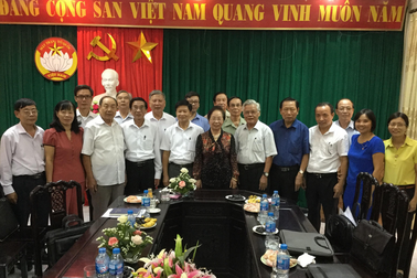 Chủ tịch Nguyễn Thị Doan làm việc với Hội Khuyến học tỉnh Hà Nam