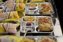 Phụ huynh được giám sát sau vụ thực phẩm “mùi lạ” vào trường học Lâm Đồng