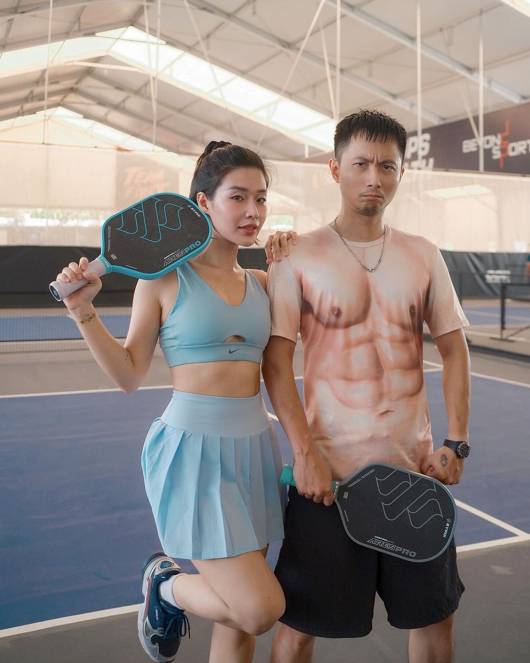 View - Vợ hot girl của Rhymastic: "Mẹ một con" quyến rũ, chăm khoe dáng với bikini | Báo Dân trí