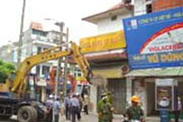 Hà Nội bất lực trước chính sách đền bù phi lý 