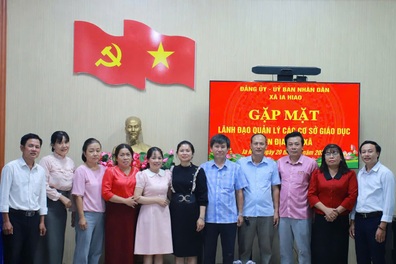 Những hiệu trưởng, hiệu phó rời “ghế”, không rời nghề