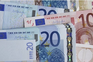 Tây Ban Nha phá đường dây đưa người Trung Quốc cư trú trái phép, bắt 57 người