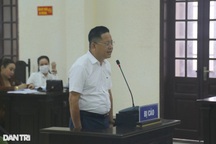 Vụ cựu nhà báo, cựu công an "nói xấu" lãnh đạo: Chưa thể tuyên án