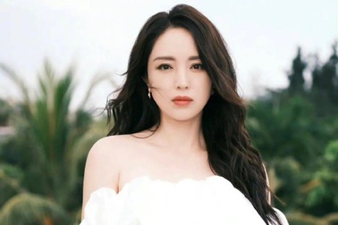 Chị đẹp Đổng Tuyền tái hôn với bạn diễn kém tuổi, nói lý do không sinh con