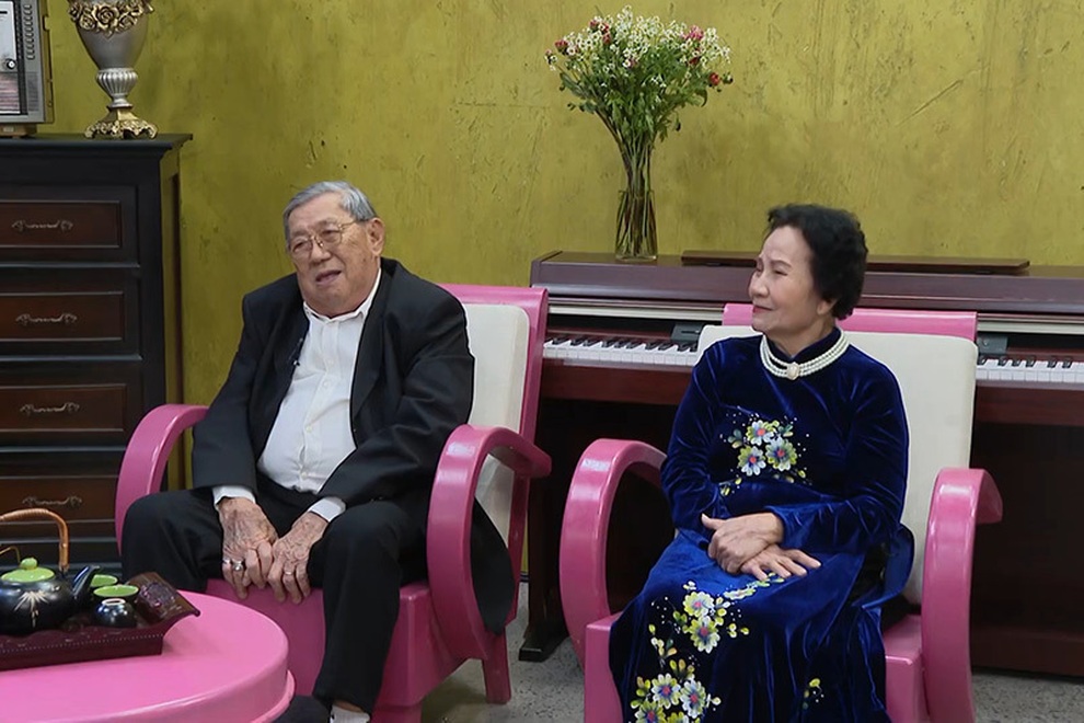 Chuyện tình khắc khẩu của cặp đôi gần 90 tuổi vẫn đòi ly dị - 1 Chuyện tình khắc khẩu của cặp đôi gần 90 tuổi vẫn đòi ly dị - 1