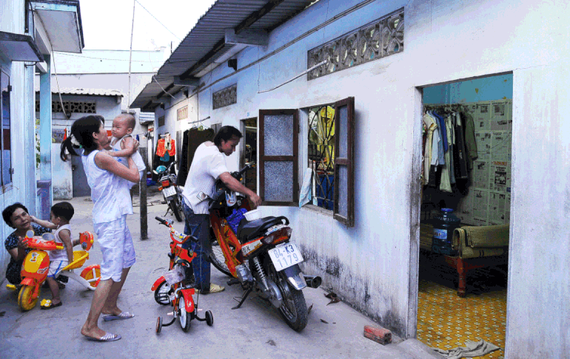 Doanh nghiệp găm lương 3 năm, thu nhập công nhân hơn 9,6 triệu đồng/tháng - 1 Doanh nghiệp găm lương 3 năm, thu nhập công nhân hơn 9,6 triệu đồng/tháng - 1