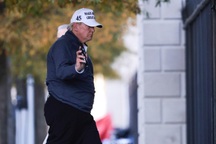 Nhà Trắng im lìm, ông Trump đi chơi golf khi ông Biden đắc cử