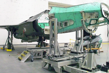 Mỹ ghép 2 nửa tiêm kích "tia chớp" thành máy bay F-35 mới