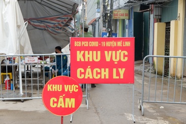 Mê Linh khẩn trương khoanh vùng F1, đến tận nhà dân thực hiện khai báo y tế