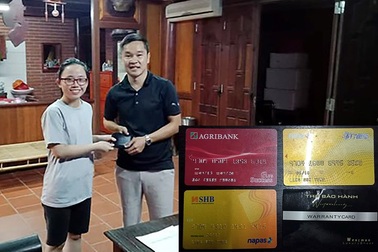 Nữ sinh trường Phan trả lại 20 triệu đồng cho người đánh rơi