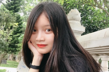 Nữ sinh từng “nghiện” smartphone chinh phục 13 học bổng đại học Mỹ