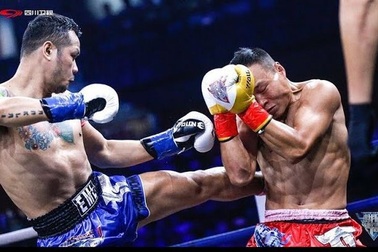 “Quái nhân” Thái Lan đấu trận kinh điển với võ sĩ Trung Quốc tại Nga Mi