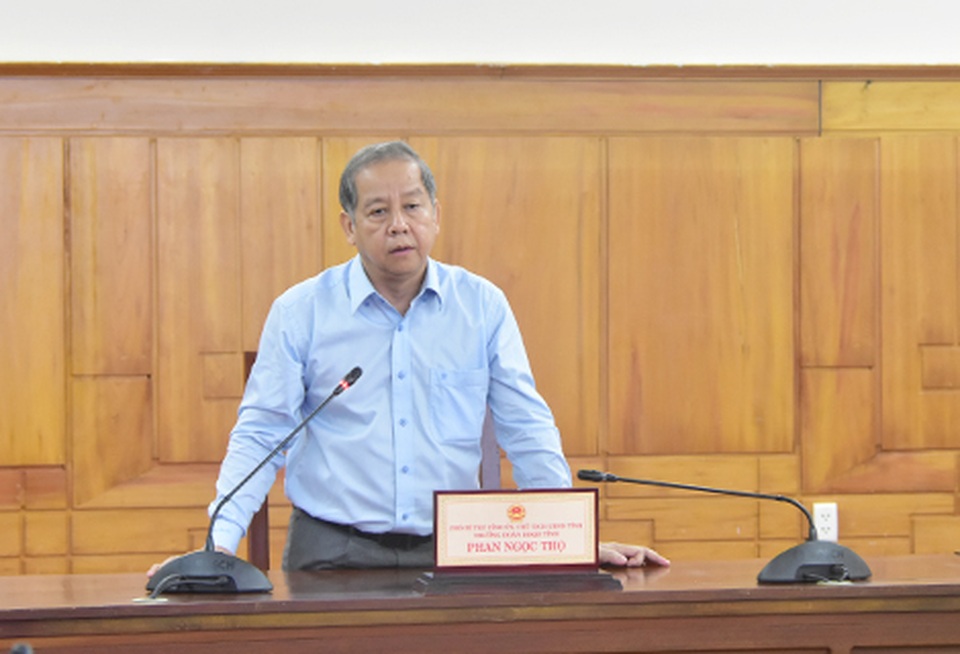 Nhiều địa phương đóng cửa dịch vụ giải trí, kêu gọi người dân ở nhà - 2 Nhiều địa phương đóng cửa dịch vụ giải trí, kêu gọi người dân ở nhà - 2